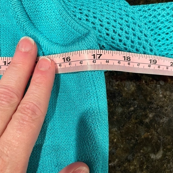 St. John Collection Women's Blue Knit Tank & Cardigan Set 2 piece Size 8 - Picture 16 of 16